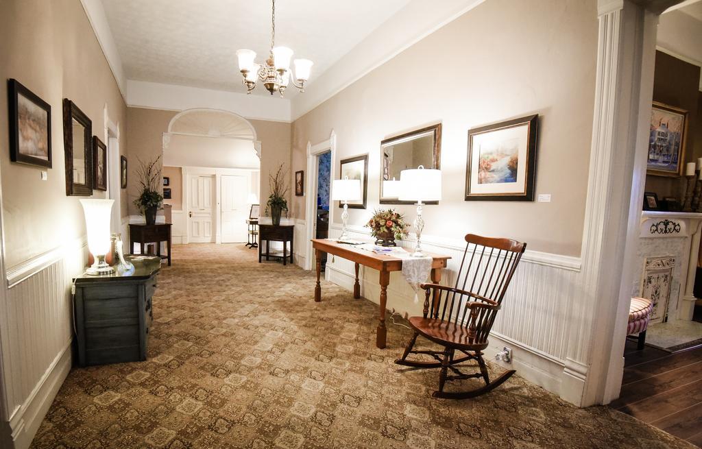 1898 Waverly Inn Хендерсънвил Екстериор снимка